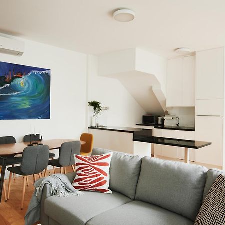 New Spacious Ultra-Modern Apartment In Wien Westbahnhof ภายนอก รูปภาพ