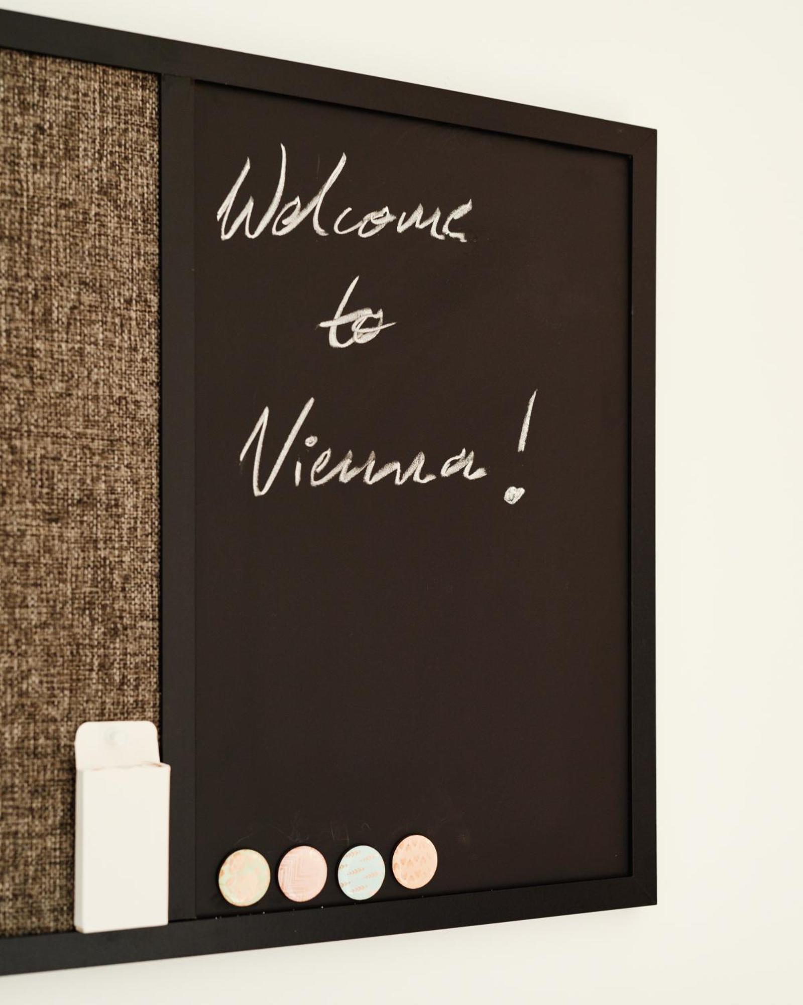 New Spacious Ultra-Modern Apartment In Wien Westbahnhof ภายนอก รูปภาพ