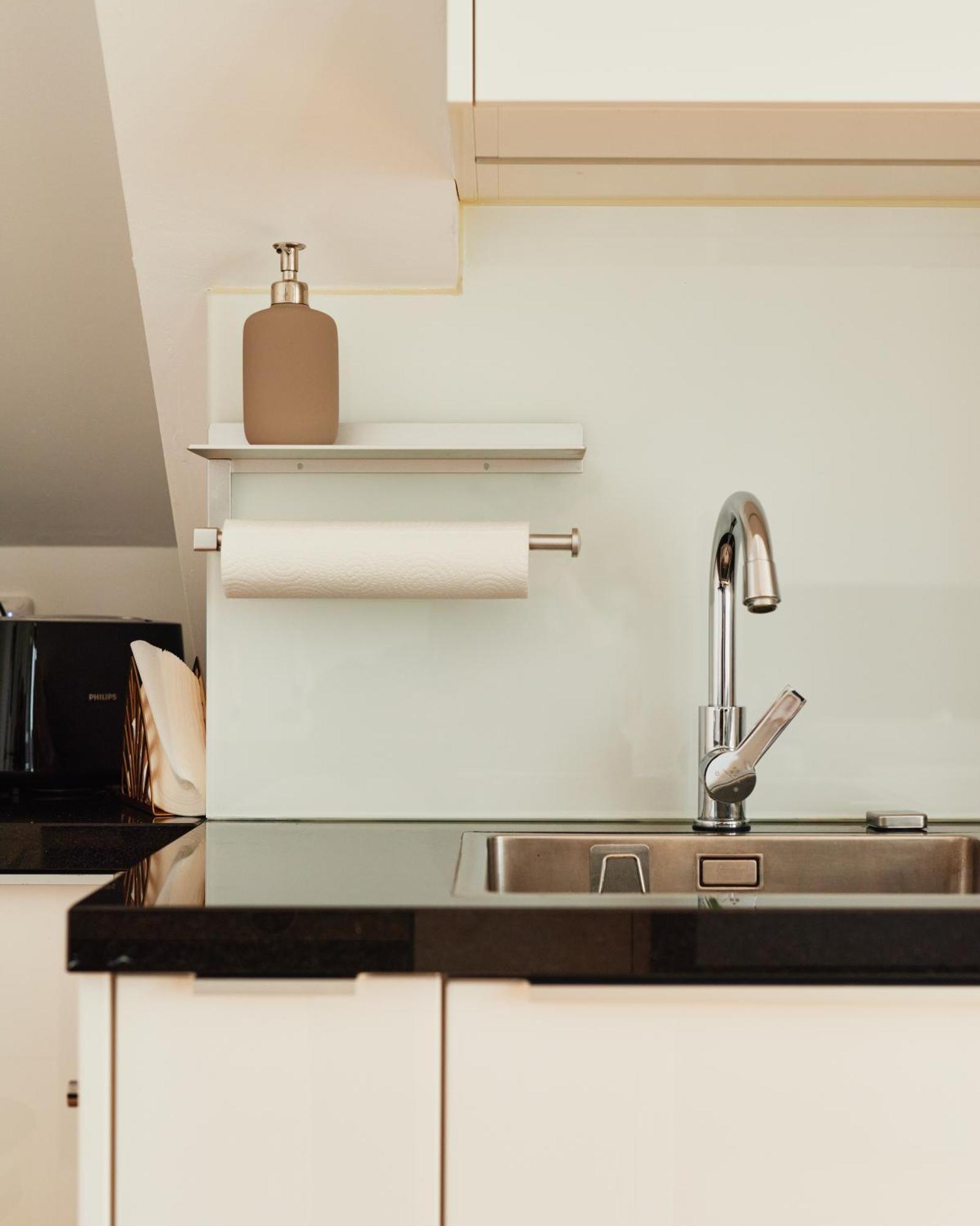 New Spacious Ultra-Modern Apartment In Wien Westbahnhof ภายนอก รูปภาพ
