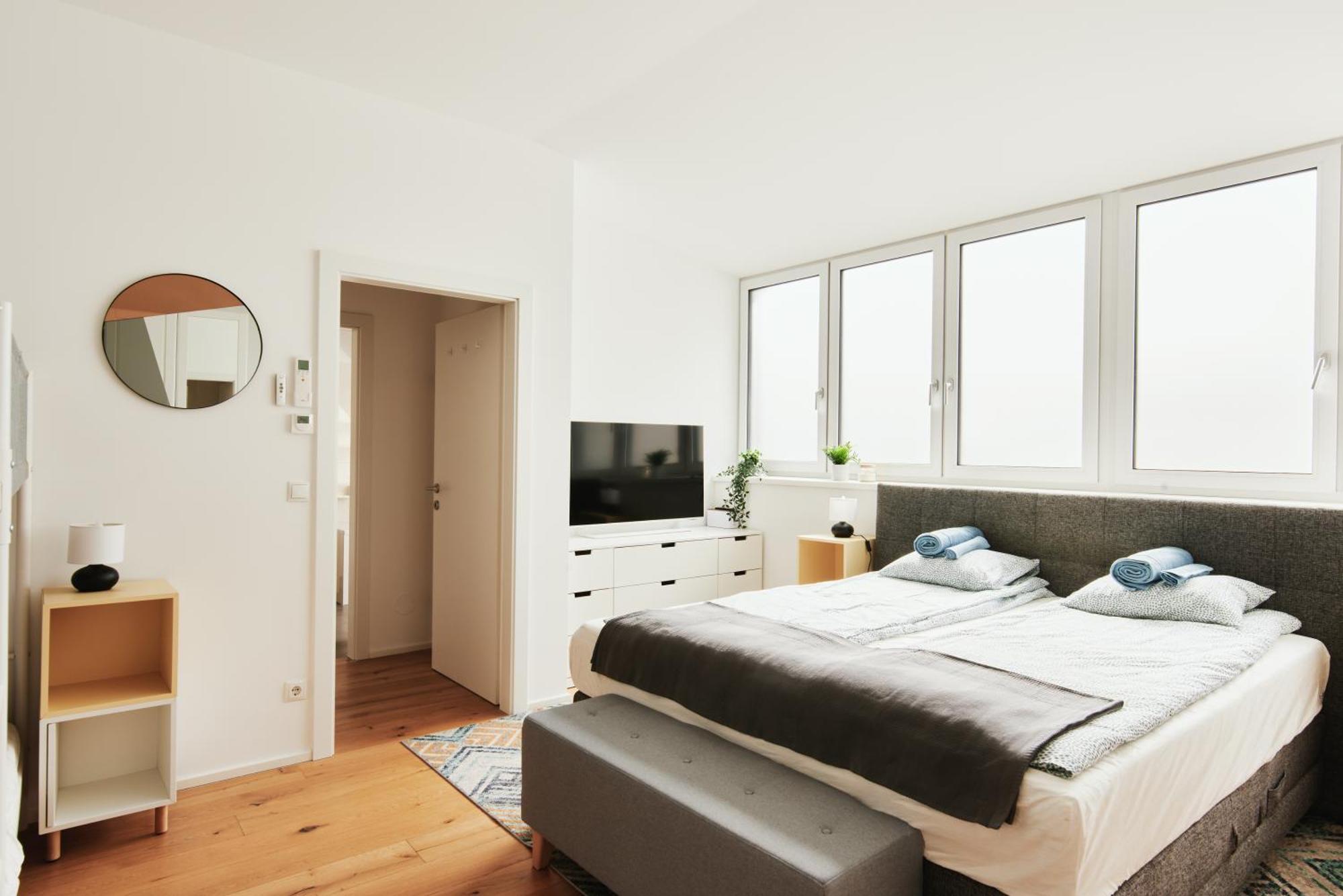 New Spacious Ultra-Modern Apartment In Wien Westbahnhof ภายนอก รูปภาพ
